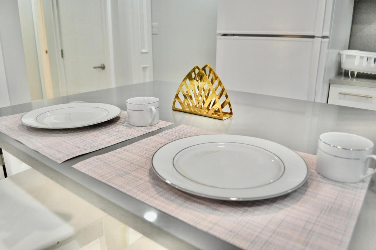 Stylish 1 Bedroom Suite In North Vancouver 10 Mins Ski Exterior foto