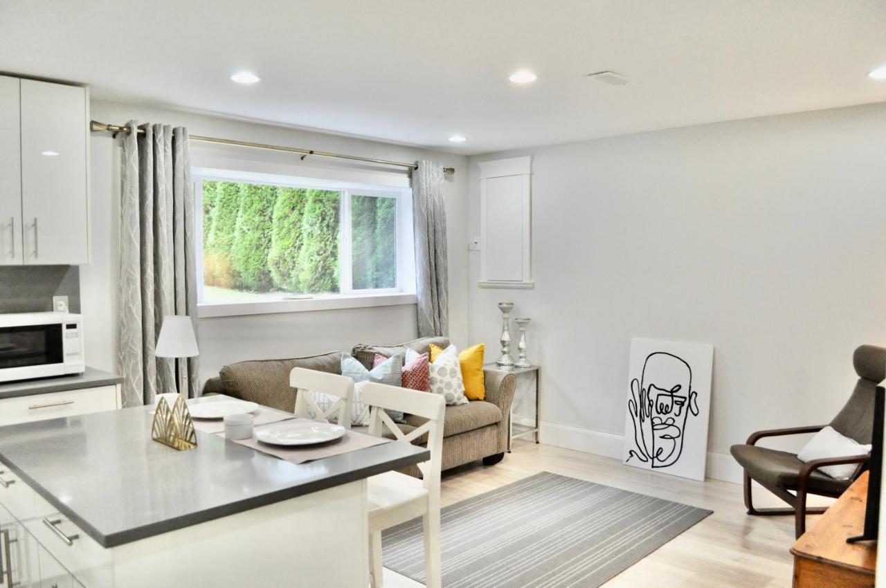 Stylish 1 Bedroom Suite In North Vancouver 10 Mins Ski Exterior foto